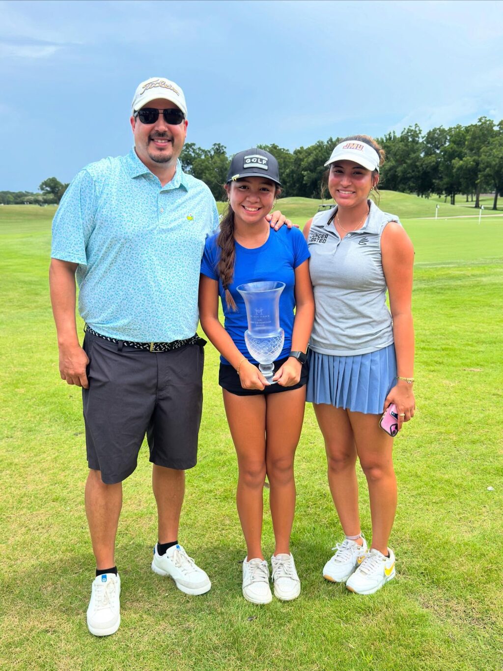 Instagram post from alaina.villarreal_htx_golfer. This post is in position 8.