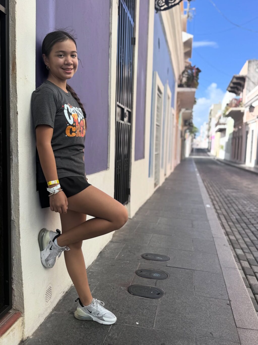 Instagram post from alaina.villarreal_htx_golfer. This post is in position 6.