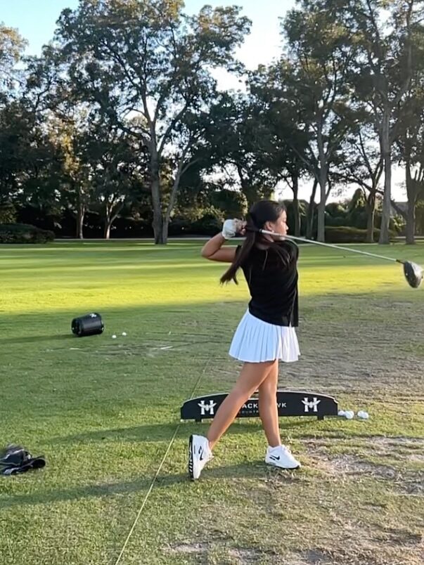 Instagram post from alaina.villarreal_htx_golfer. This post is in position 9.