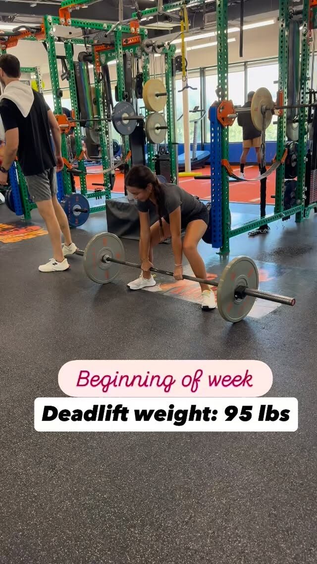 Instagram post from alaina.villarreal_htx_golfer. This post is in position 8.