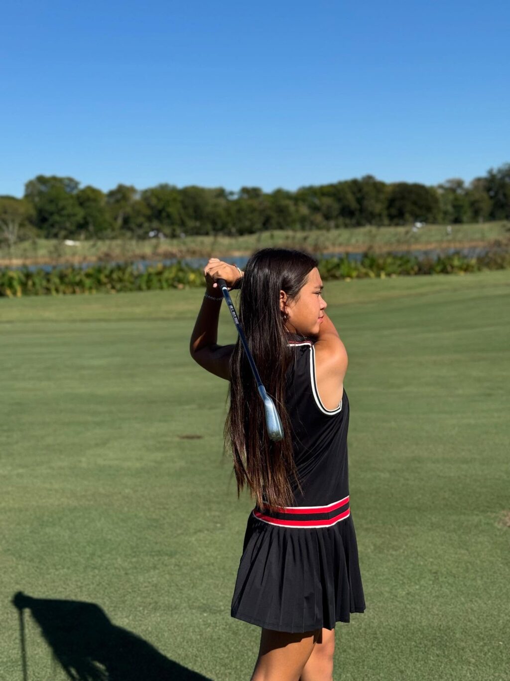 Instagram post from alaina.villarreal_htx_golfer. This post is in position 6.