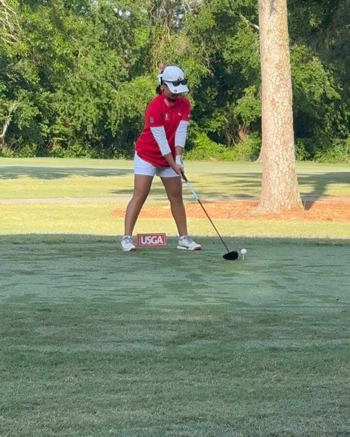 Instagram post from alaina.villarreal_htx_golfer. This post is in position 5.