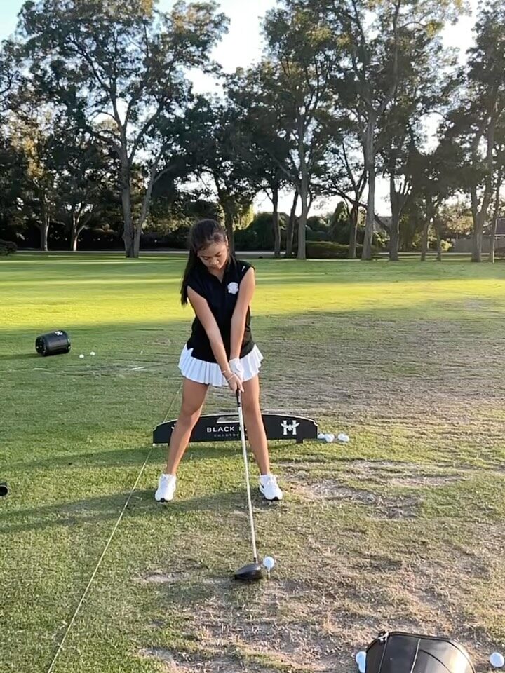 Instagram post from alaina.villarreal_htx_golfer. This post is in position 0.