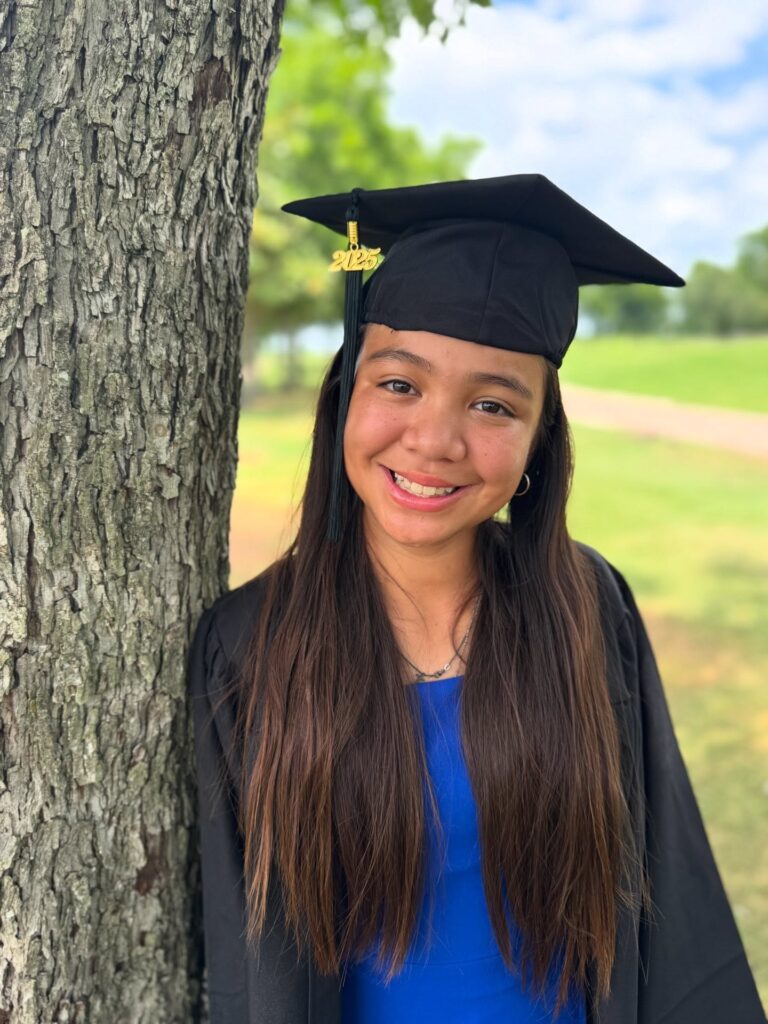 Instagram post from alaina.villarreal_htx_golfer. This post is in position 9.