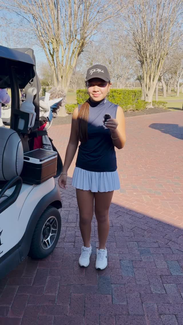 Instagram post from alaina.villarreal_htx_golfer. This post is in position 1.