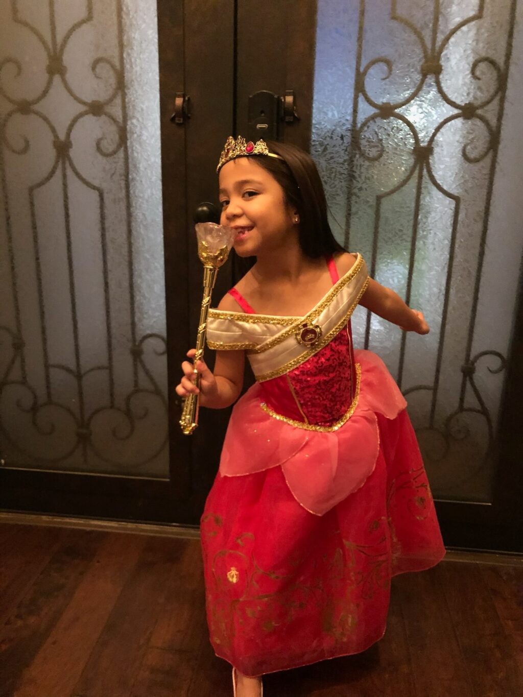 Instagram post from alaina.villarreal_htx_golfer. This post is in position 4.