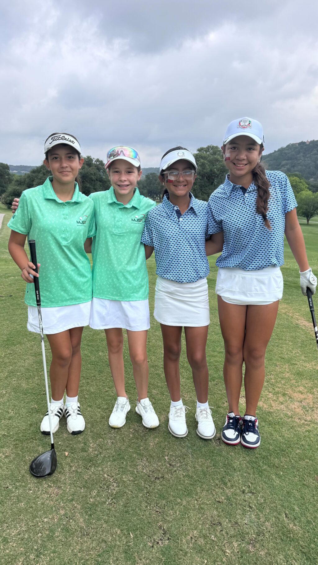 Instagram post from alaina.villarreal_htx_golfer. This post is in position 5.