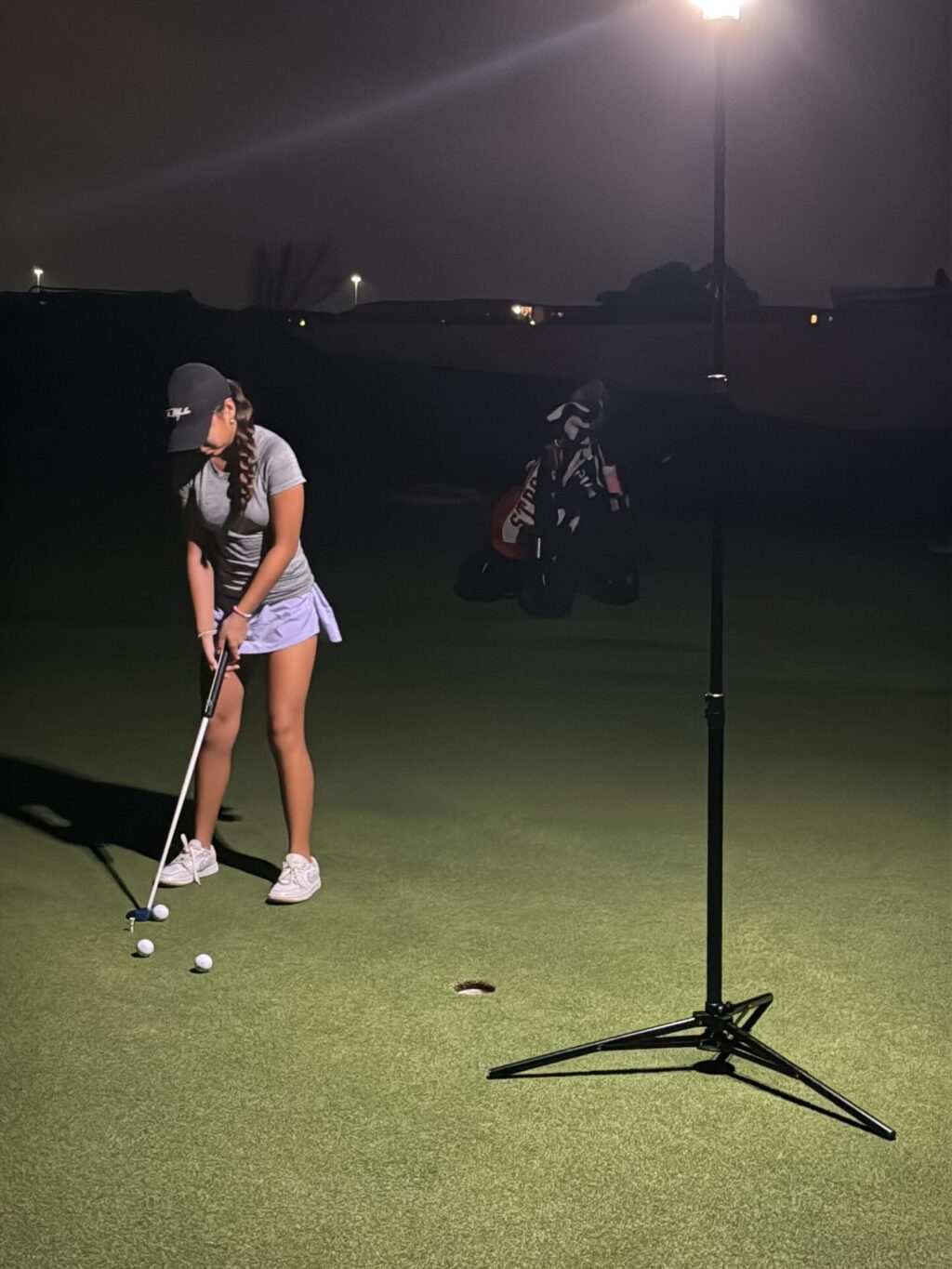 Instagram post from alaina.villarreal_htx_golfer. This post is in position 6.