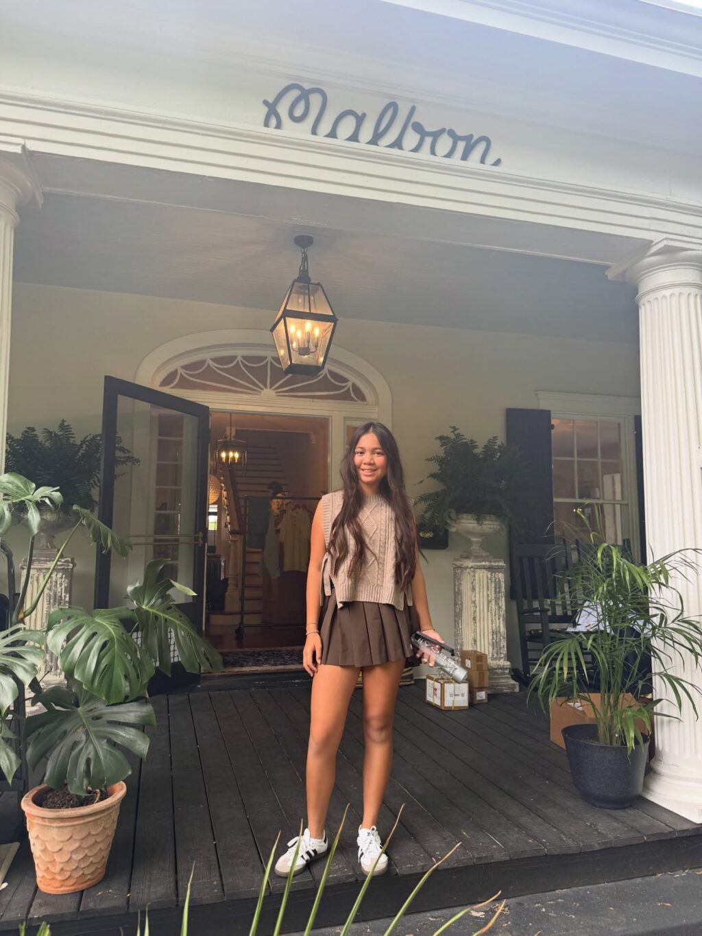 Instagram post from alaina.villarreal_htx_golfer. This post is in position 7.