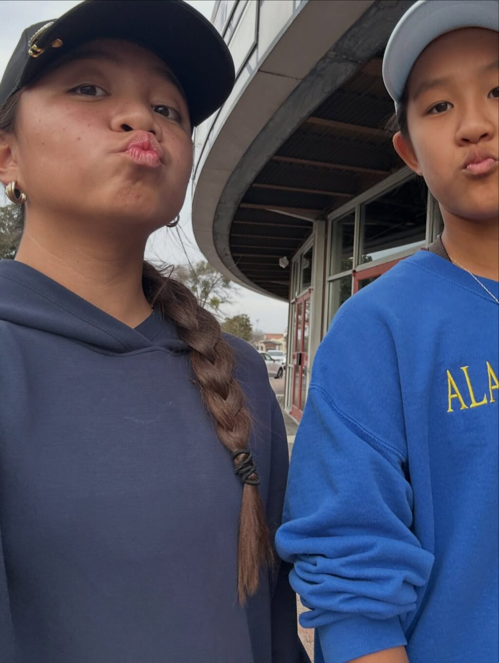 Instagram post from alaina.villarreal_htx_golfer. This post is in position 10.