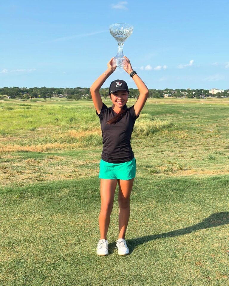 Instagram post from alaina.villarreal_htx_golfer. This post is in position 15.