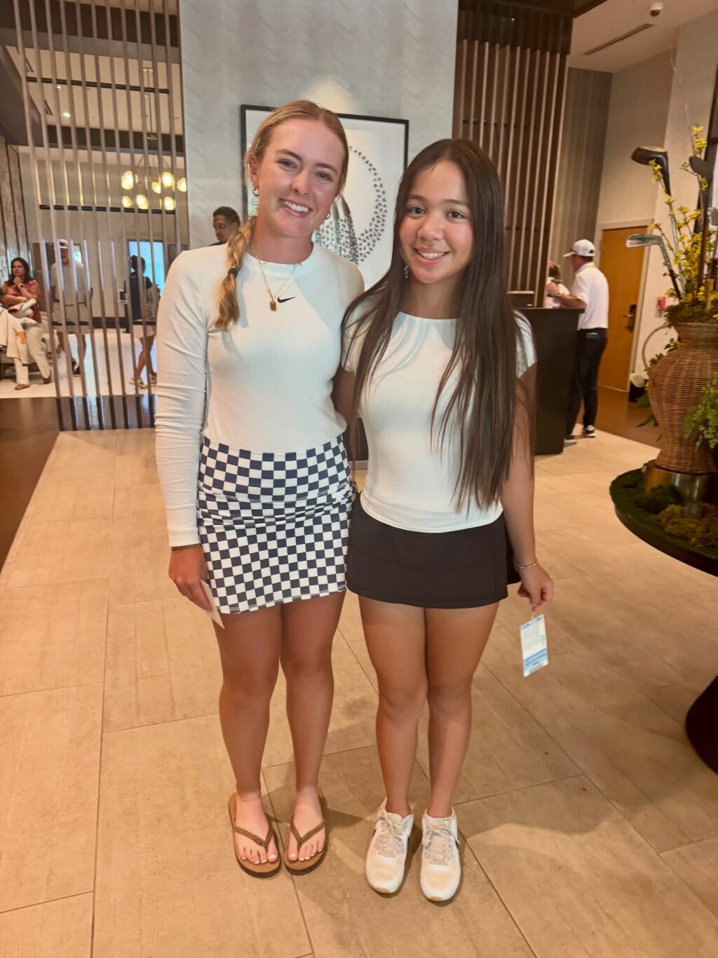 Instagram post from alaina.villarreal_htx_golfer. This post is in position 1.